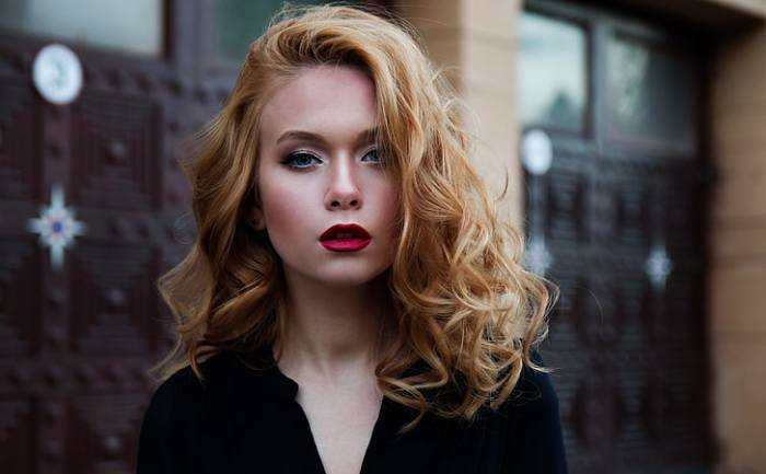 HD wallpaper: Beautiful Russian Model, women's black long-sleeved ...